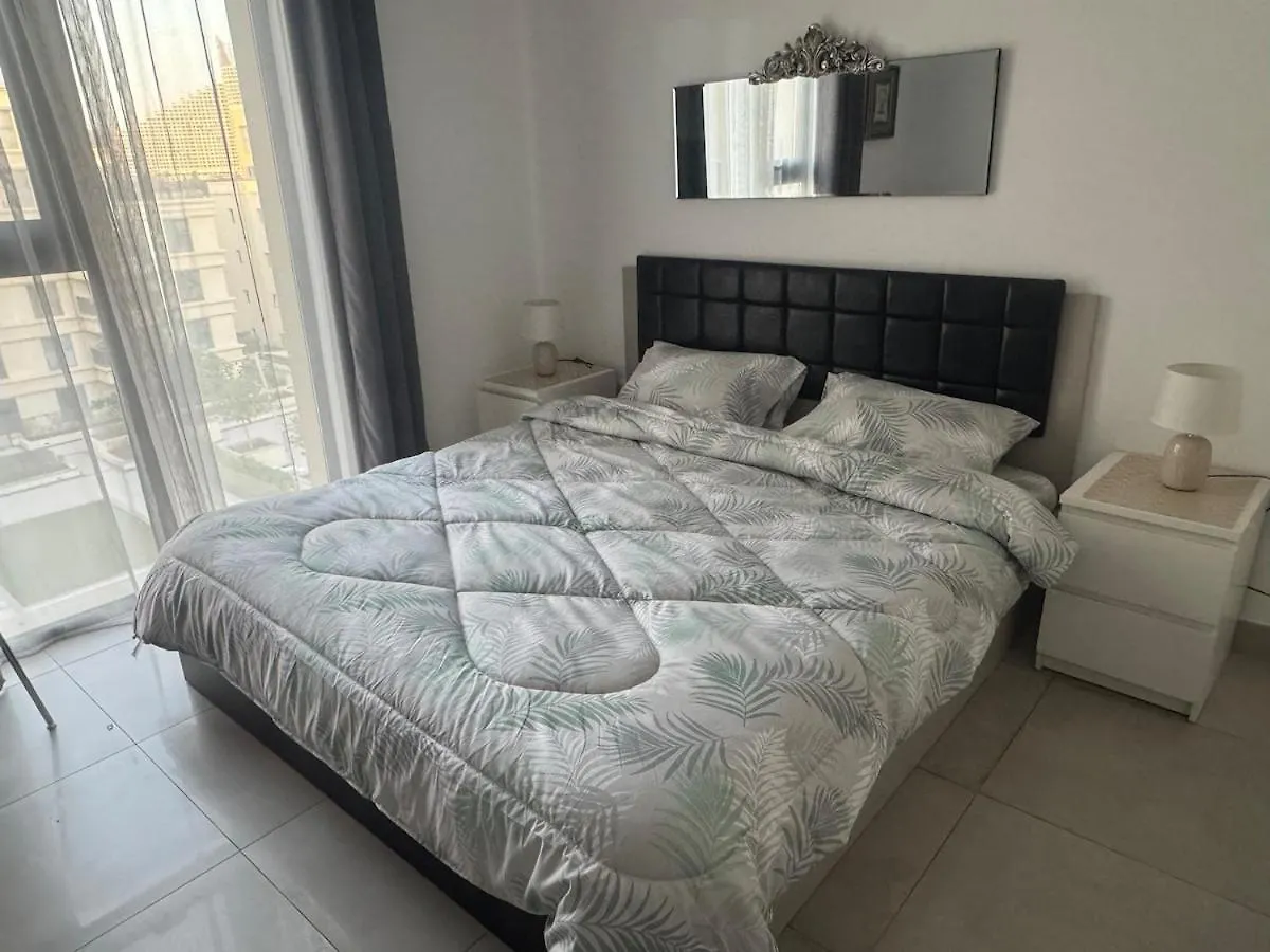 Double Bed, Prime Location, Beach Access,Pool View Sharjah 0*,